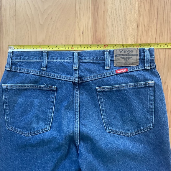 Men’s Wrangler Relaxed Jean, Size 36 x 32 - Picture 5 of 8